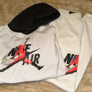 Brand New White & Black Air Jordan Outfit